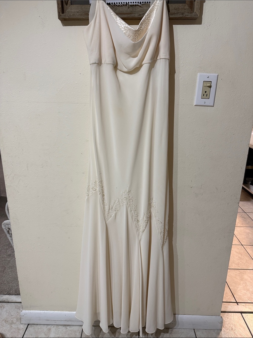 NWT Xscape Ltd Ivory Beaded Mermaid Formal Cowl Neck Sleeveless Dress